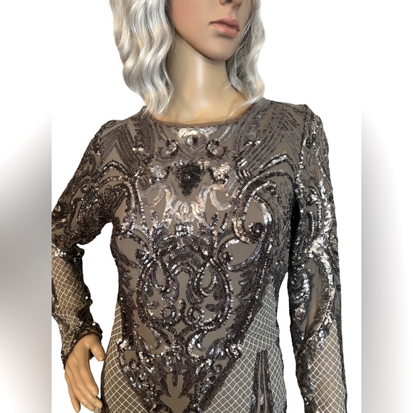 Betsy & Adam EUC Size 14 Sequined Taupe Gray Cocktail Formal Party Dress (0481) - Picture 3 of 11